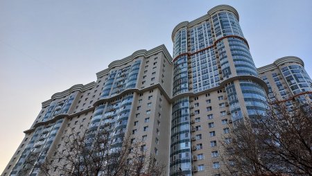 Почему только треть жителей страны пользуются лифтами