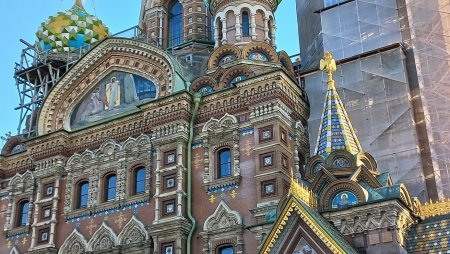 Массовая застройка и Византия: какую архитектуру выбирает  Россия